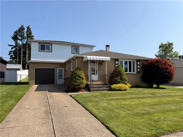 $299,900 | 54 Bory Drive, Cheektowaga, NY 14043