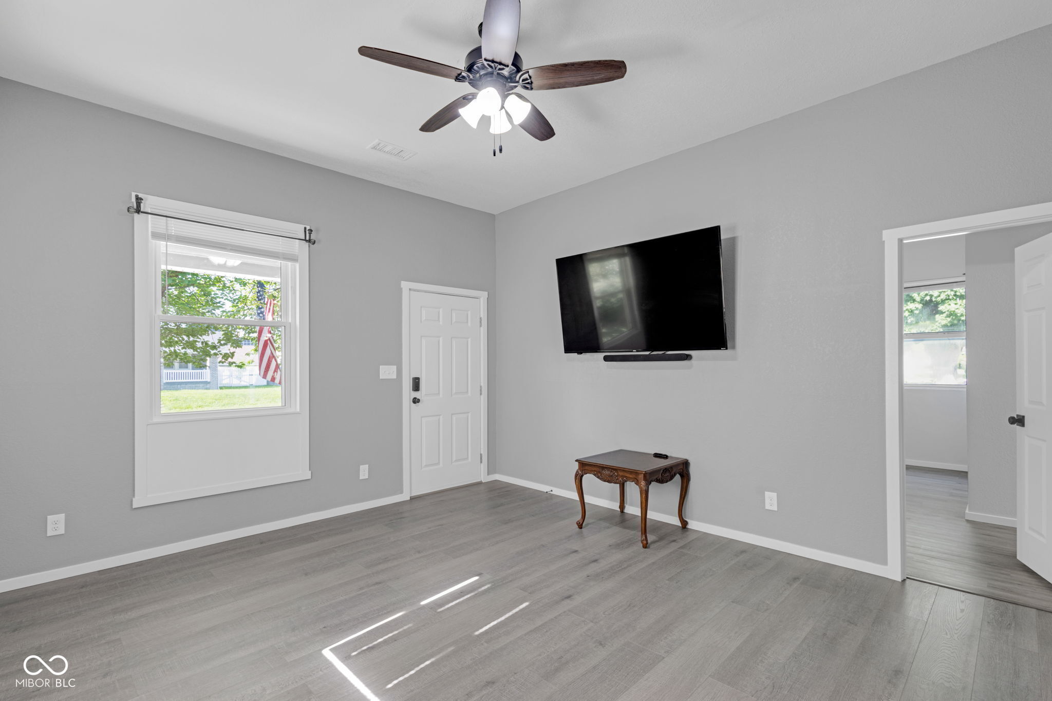2415 Main Street Elwood, IN 46036 - Photo 4 of 25