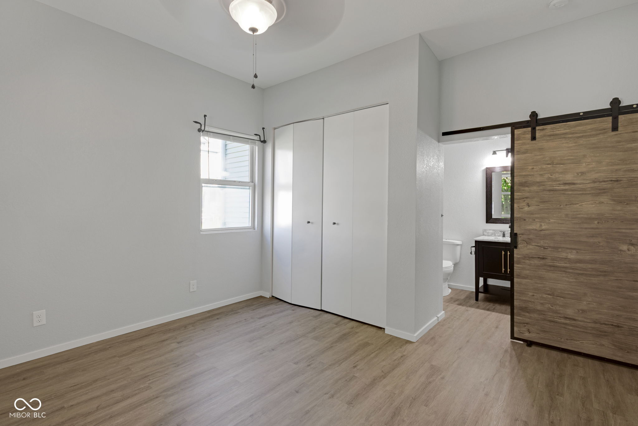 2415 Main Street Elwood, IN 46036 - Photo 10 of 25