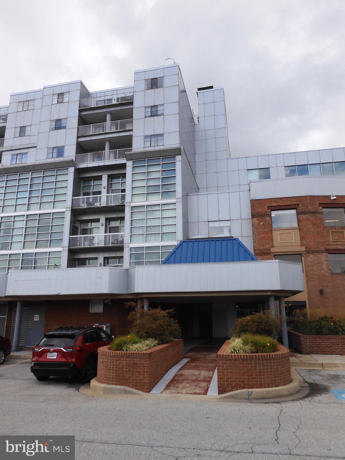 2702 Lighthouse Point East, Unit 612 Baltimore, MD 21224 - Photo 1 of 30 South Facing Entry