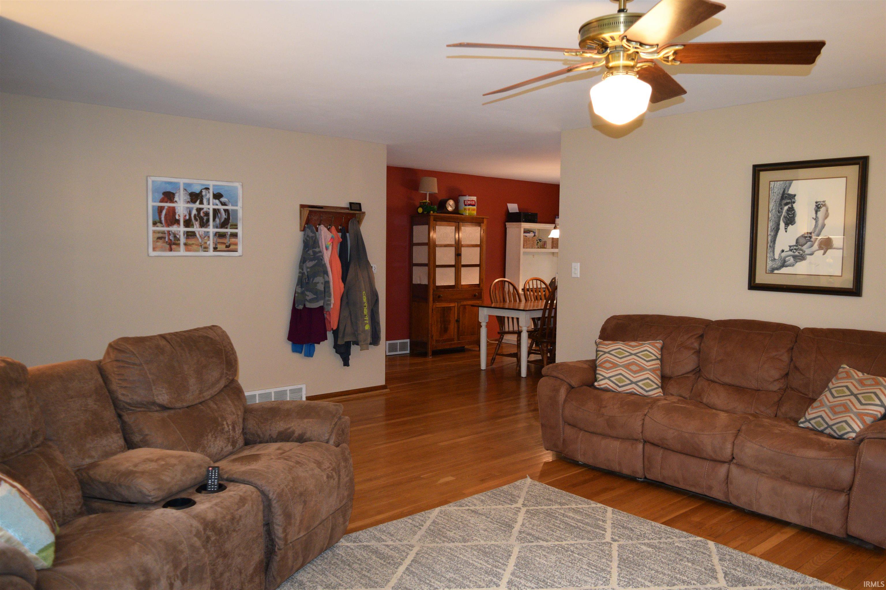 1603 Fleener Road Evansville, IN 47725 - Photo 4 of 36 Gallery Image 4