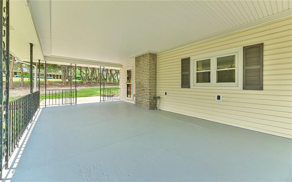 541 Marks Drive McKees Rocks, PA 15136 - Photo 7 of 25 Gallery Image 7