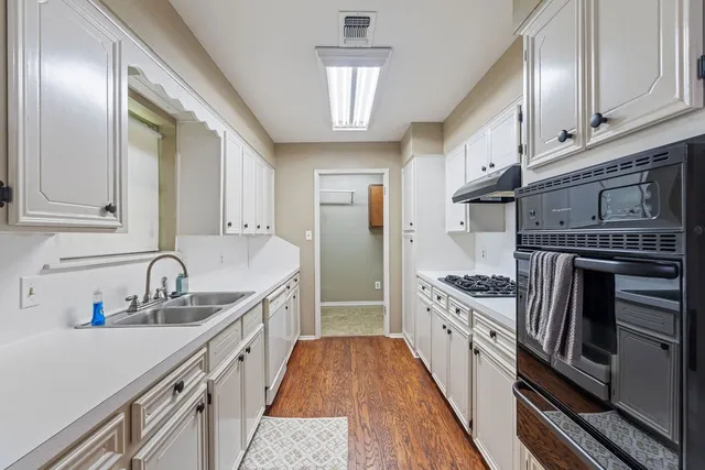 a view of empty room