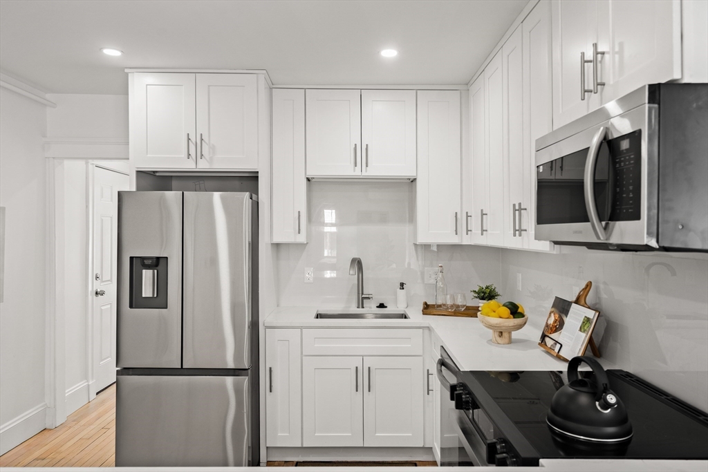 60 Derby Street, Unit ONE Somerville, MA 02145 - Photo 5 of 21
