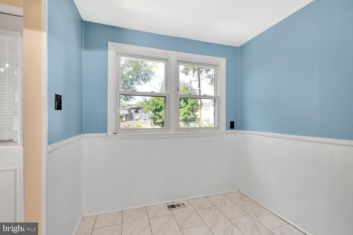 1466 Bluejay Road Abington, PA 19001 - Photo 11 of 20 a view of an empty room with a window