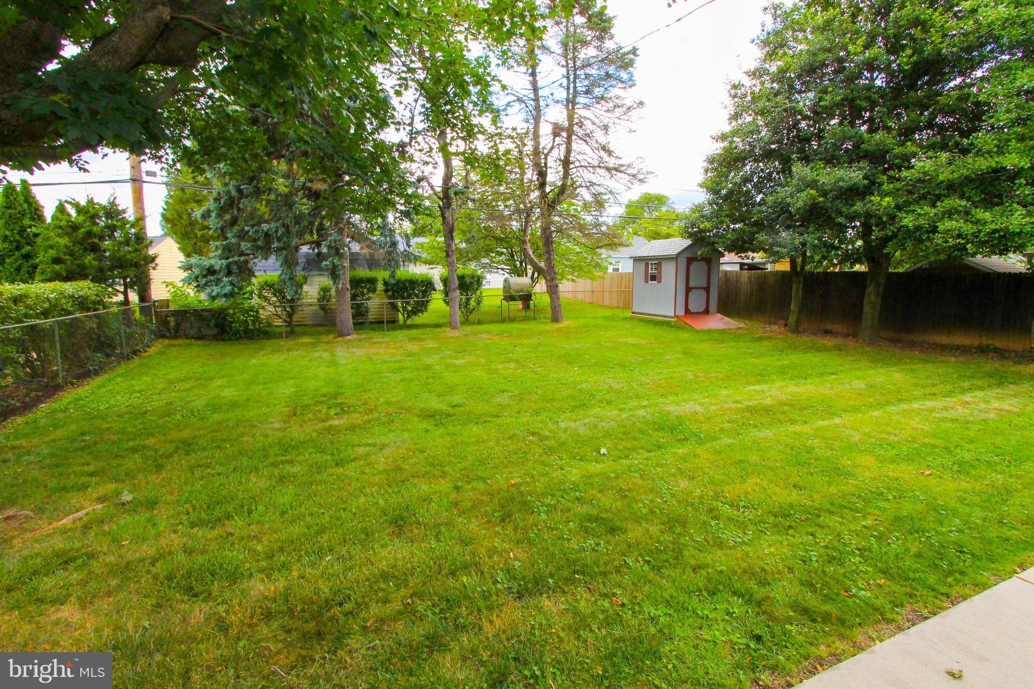 411 Chelsea Road Fairless Hills, PA 19030 - Photo 2 of 31 Gallery Image 2