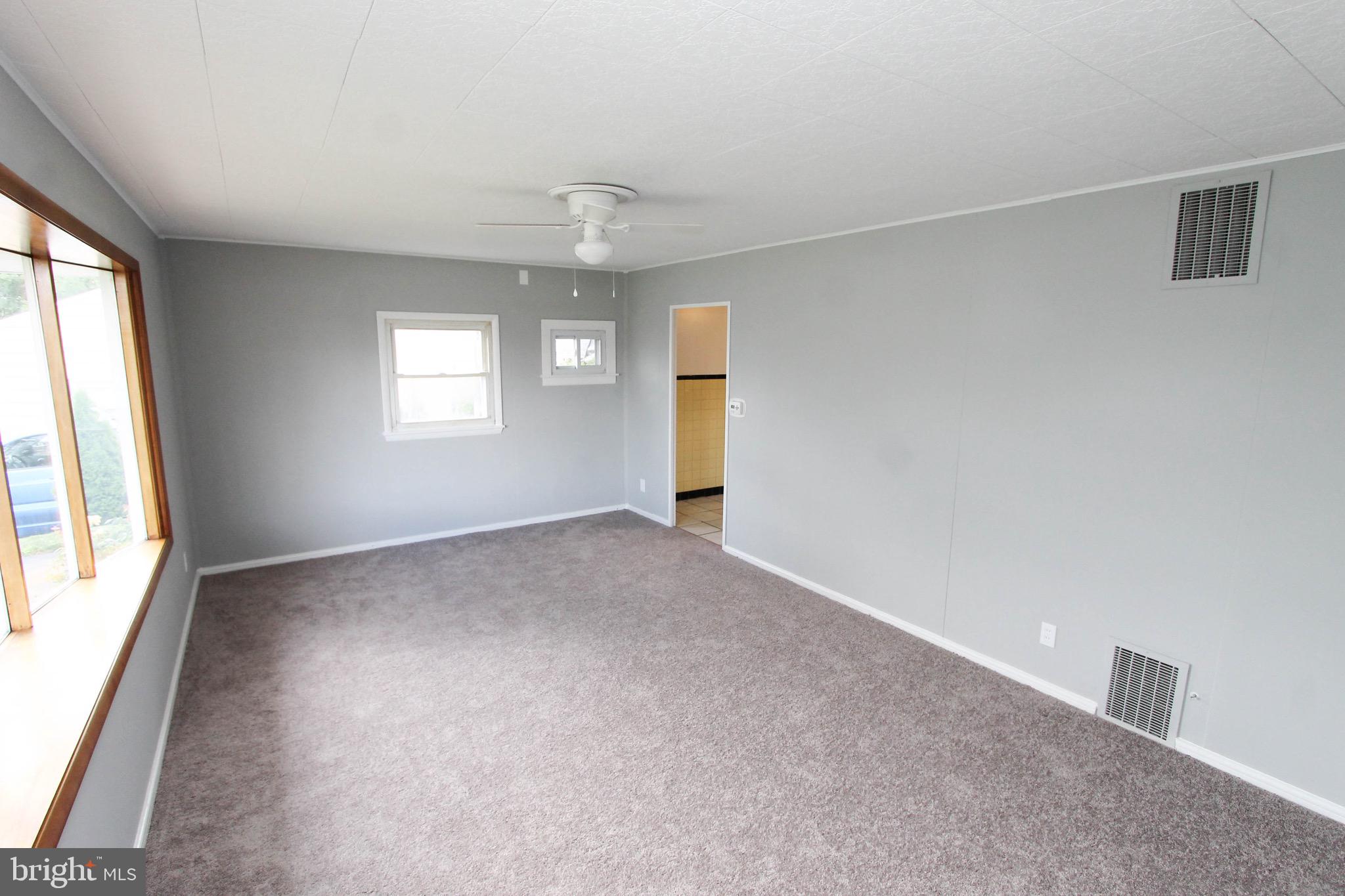 411 Chelsea Road Fairless Hills, PA 19030 - Photo 3 of 31 Gallery Image 3