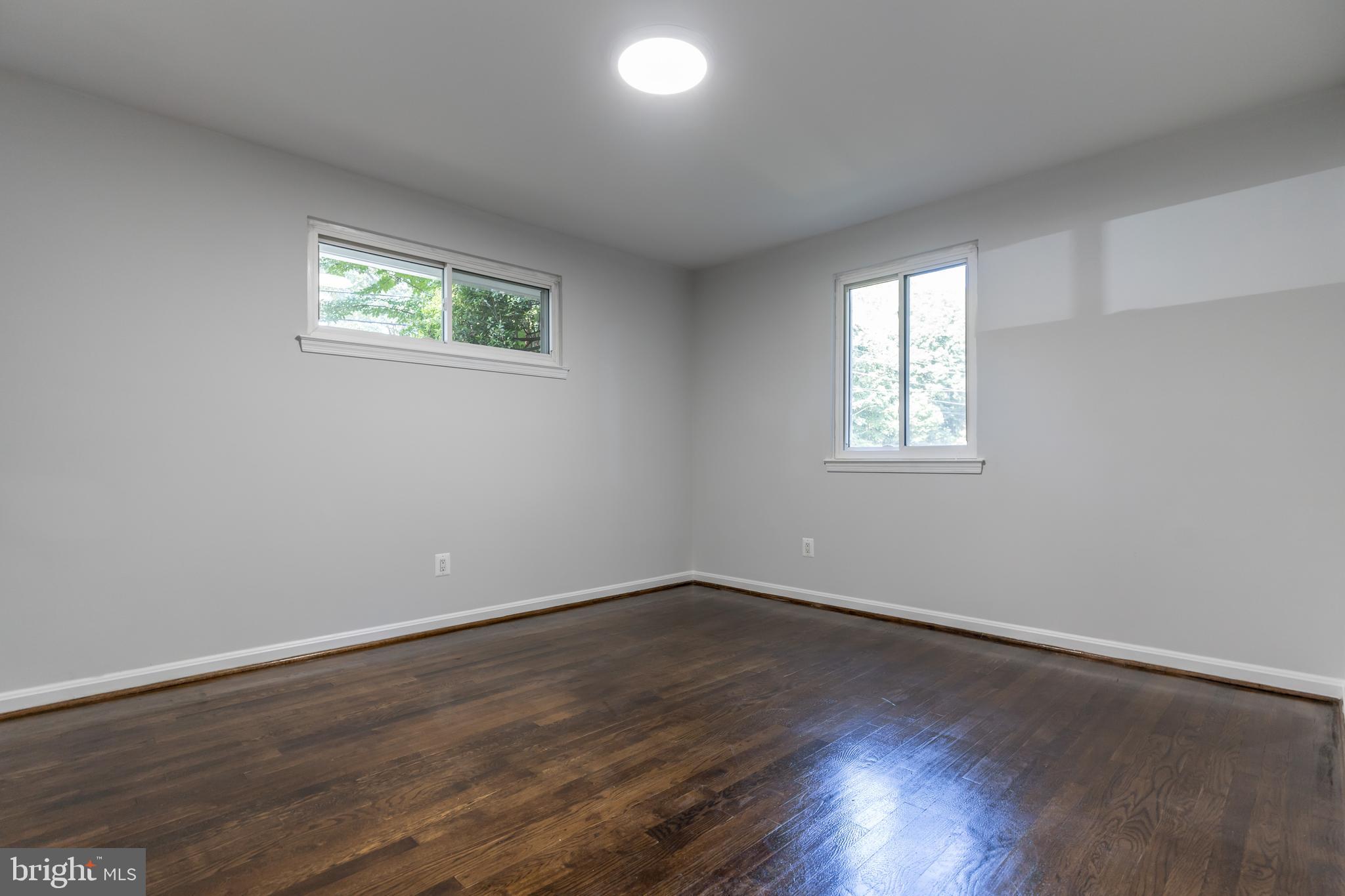 5307 Rolling Road Springfield, VA 22151 - Photo 28 of 41