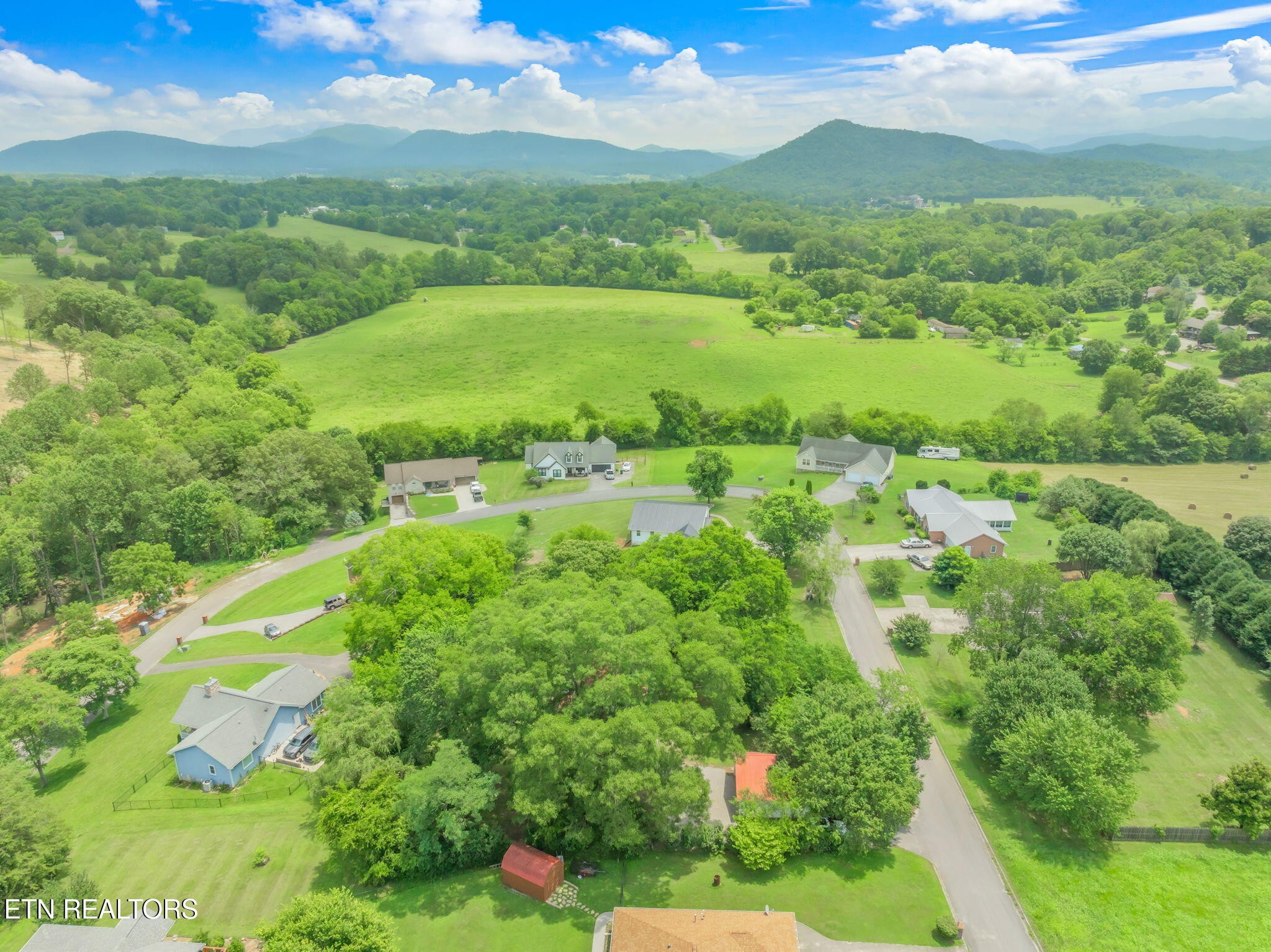 2115 Aaron Court Sevierville, TN 37876 - Photo 54 of 60 Gallery Image 54