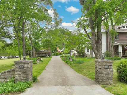 $799,900 | 655 East Main Street, Gallatin, TN 37066