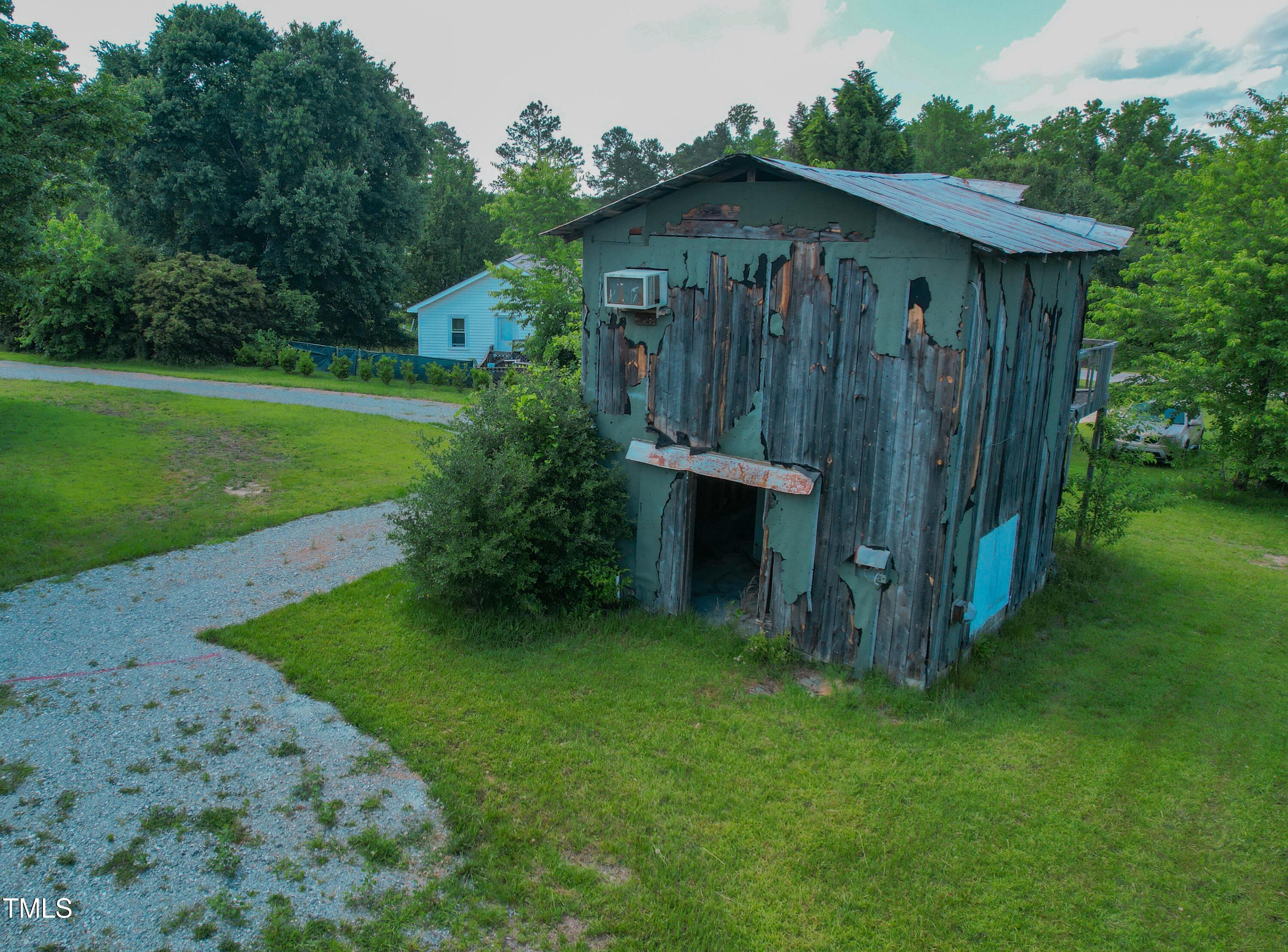 109 Clayton Road Benson, NC 27504 - Photo 17 of 20 A07