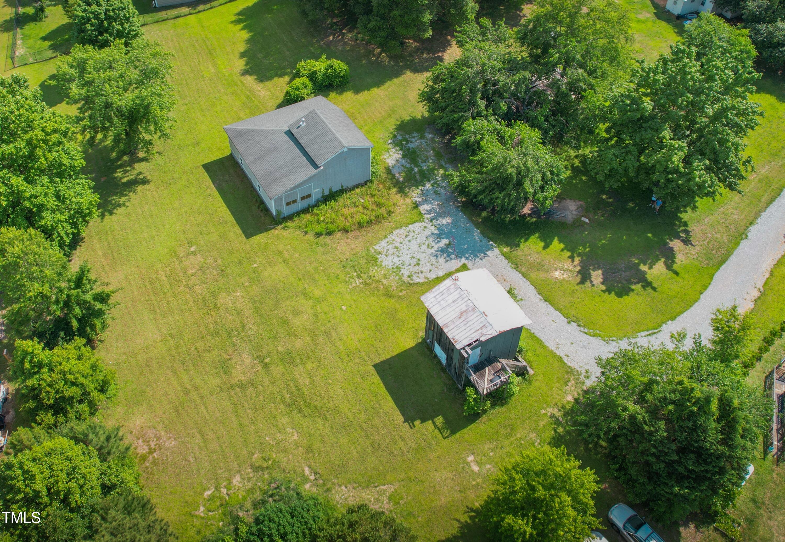 109 Clayton Road Benson, NC 27504 - Photo 7 of 20 A04