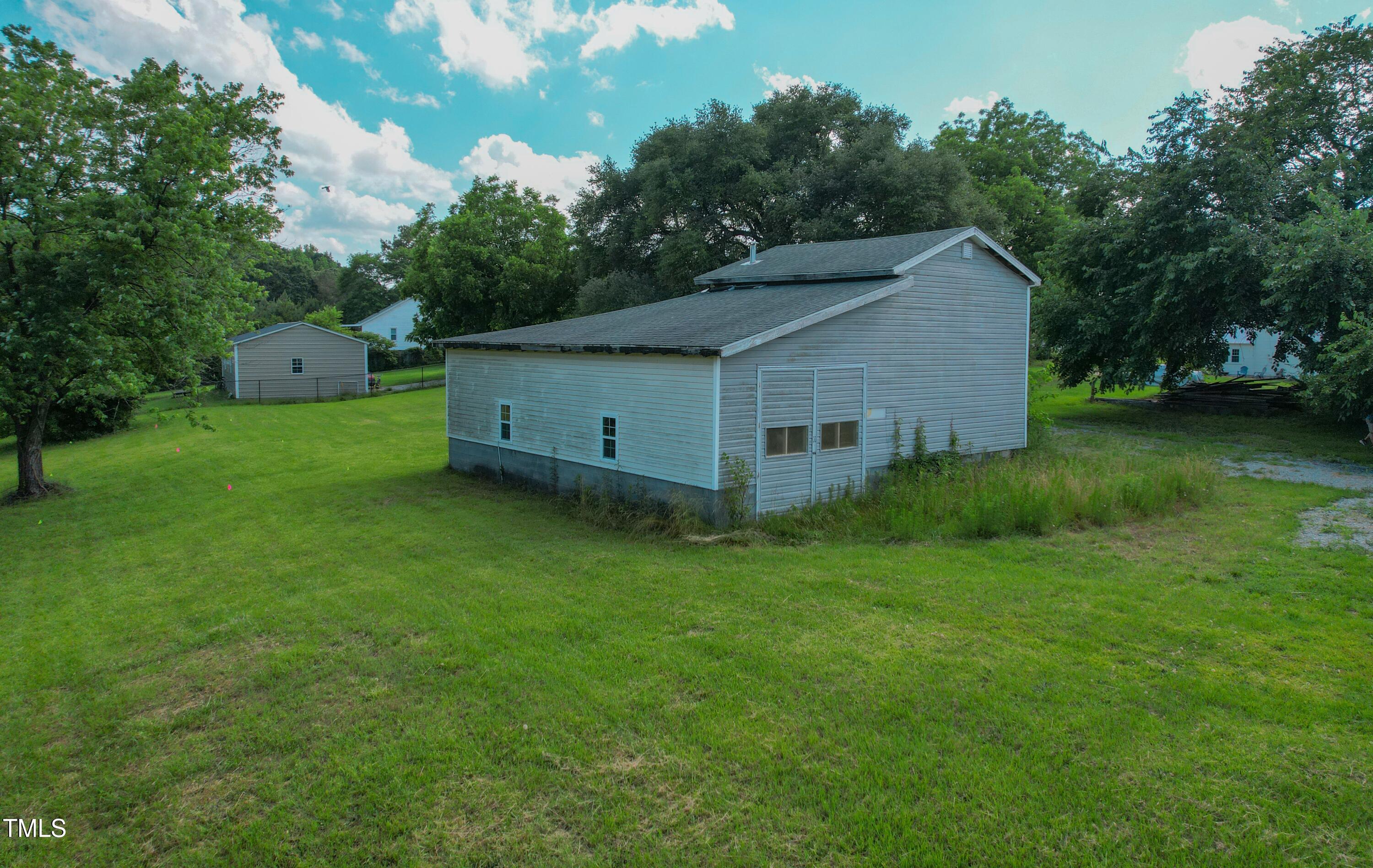 109 Clayton Road Benson, NC 27504 - Photo 9 of 20 A08