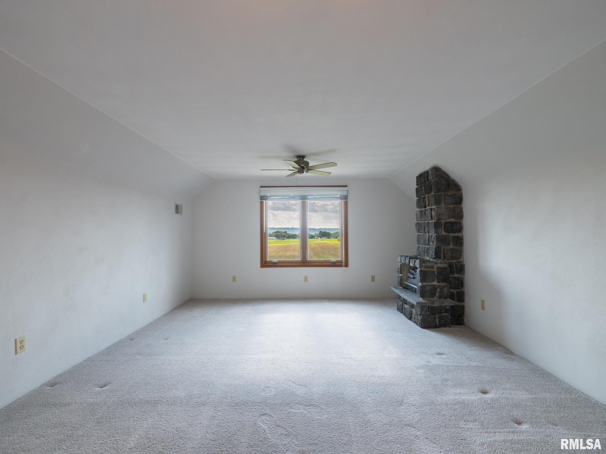 1105 Upper Spring Bay Road East Peoria, IL 61611 - Photo 53 of 100 Gallery Image 53