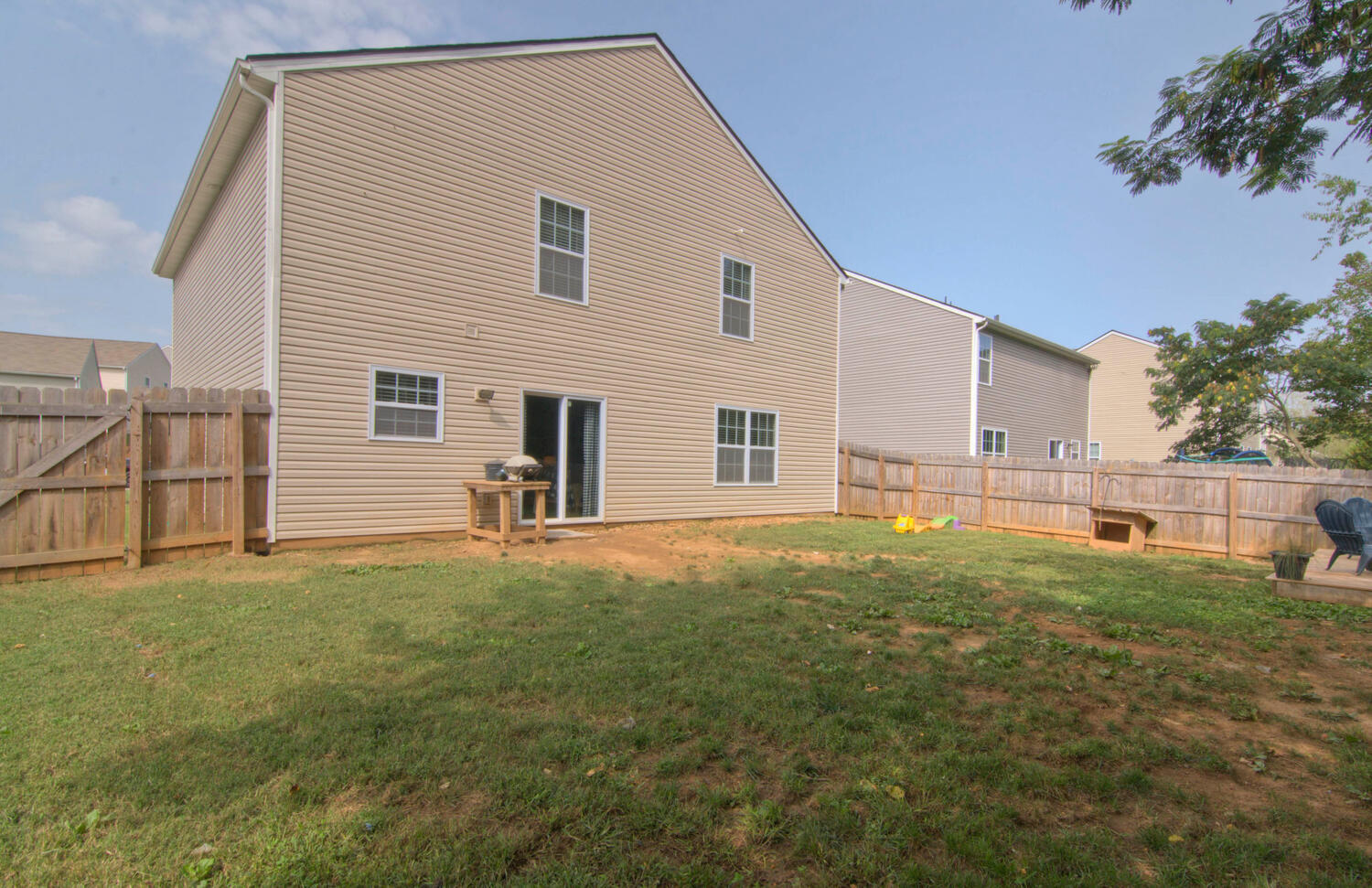 1804 River Poppy Road Mascot, TN 37806 - Photo 30 of 32 1804 River Poppy Road Mascot-large-006-0