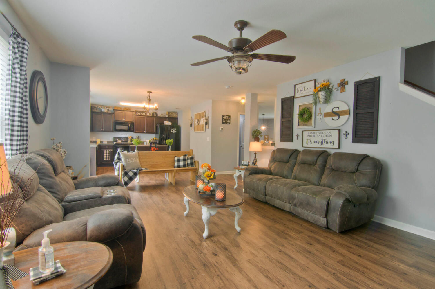 1804 River Poppy Road Mascot, TN 37806 - Photo 6 of 32 1804 River Poppy Road Mascot-large-017-0