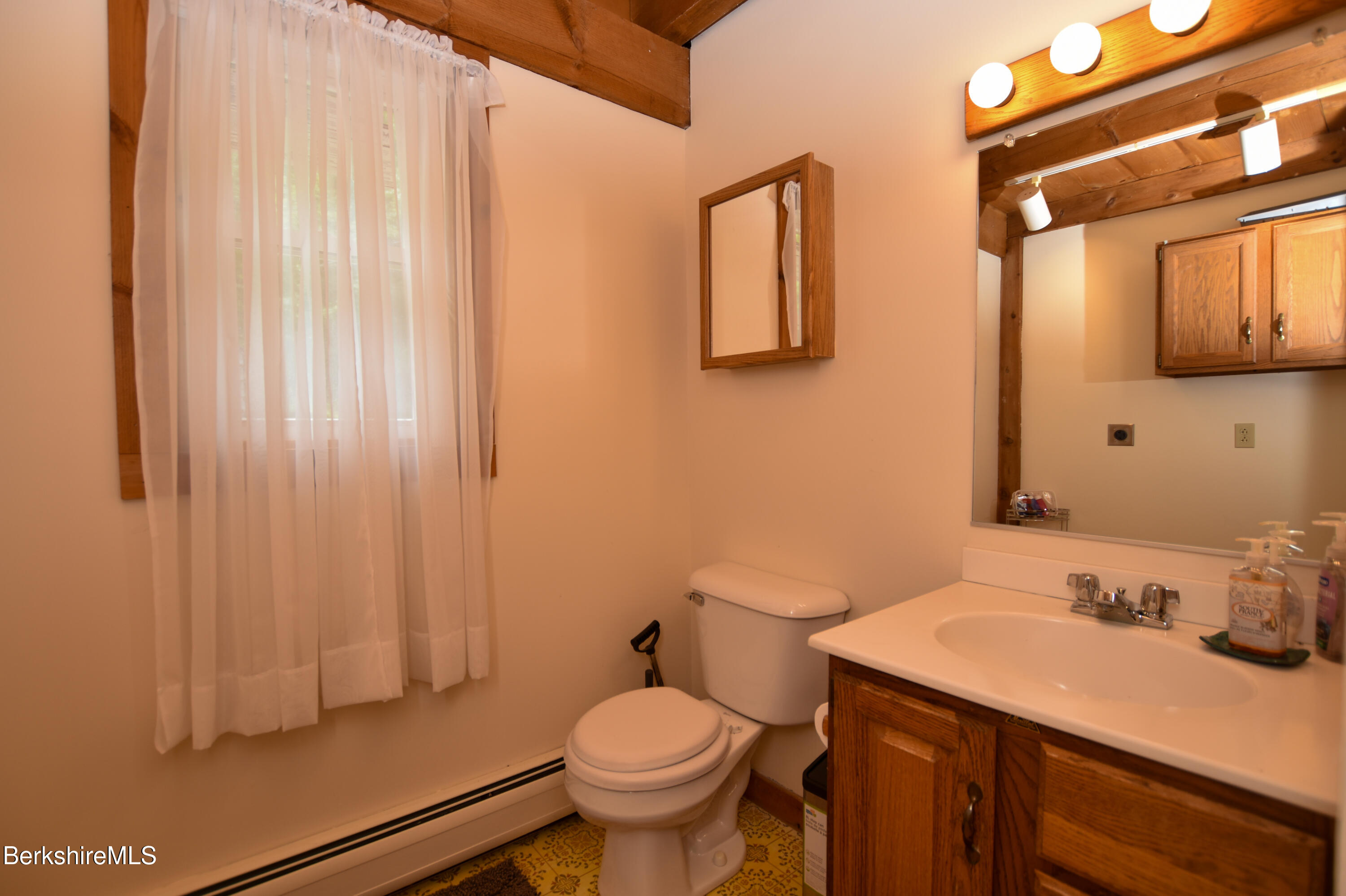 411 McNerney Road Becket, MA 01223 - Photo 5 of 29 DSC_3305-2