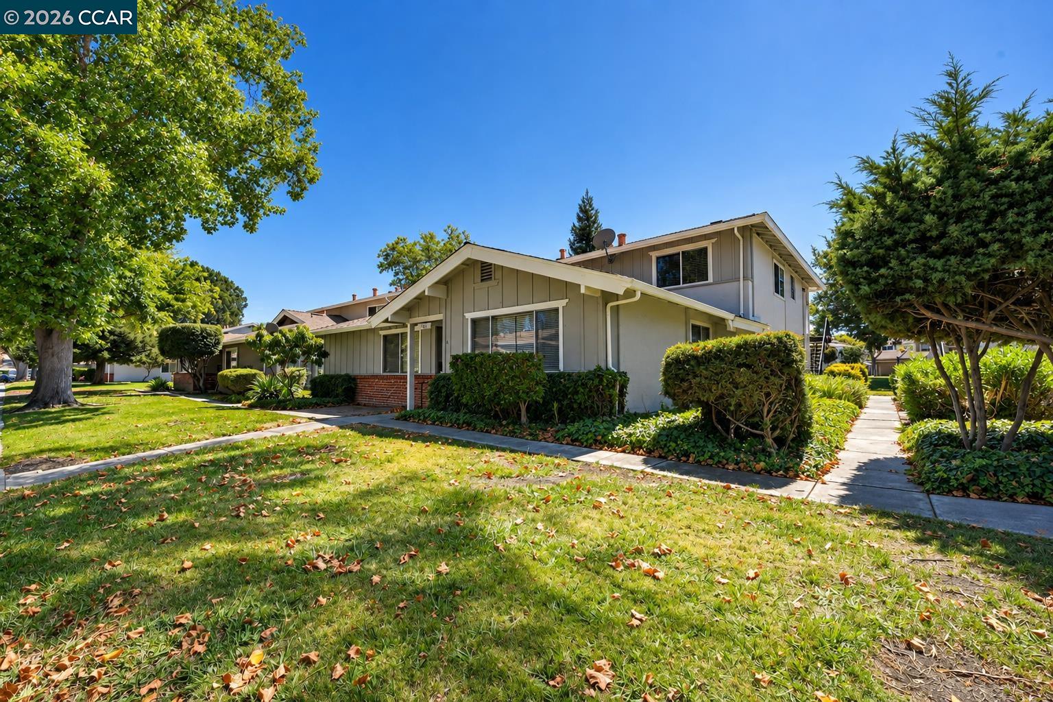 1416 Del Rio Circle, Unit B Concord, CA 94518 - Photo 1 of 11 Gallery Image 1