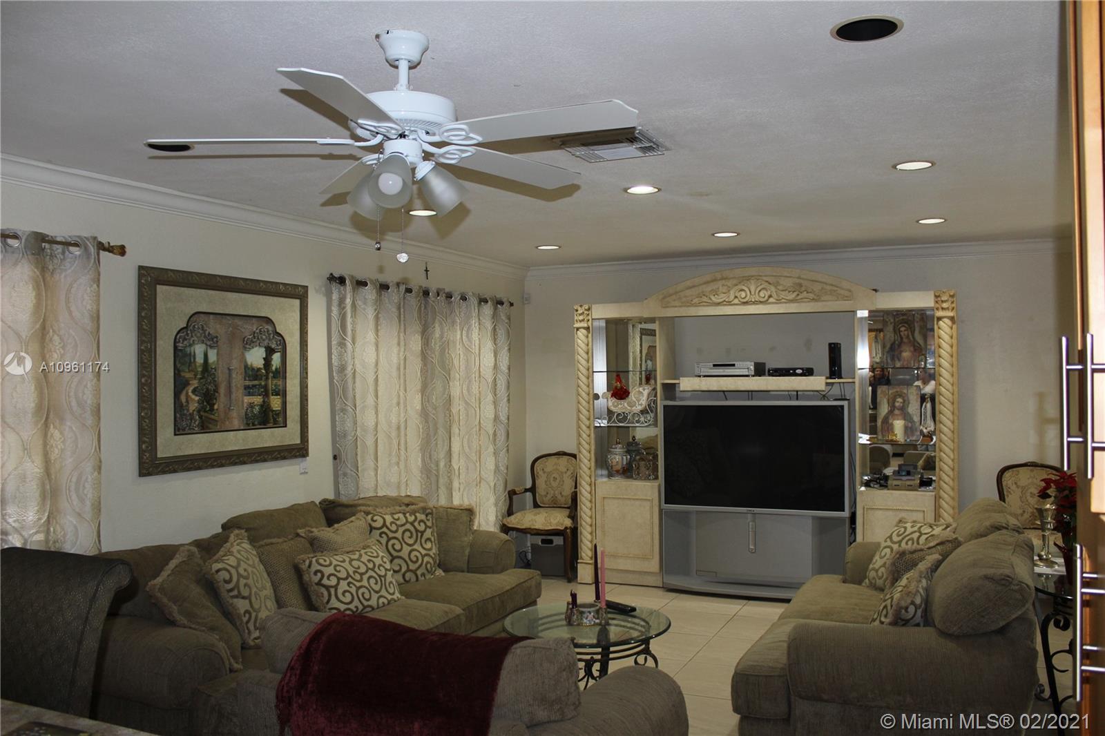 4910 Southwest 164th Terrace Southwest Ranches, FL 33331 - Photo 18 of 62