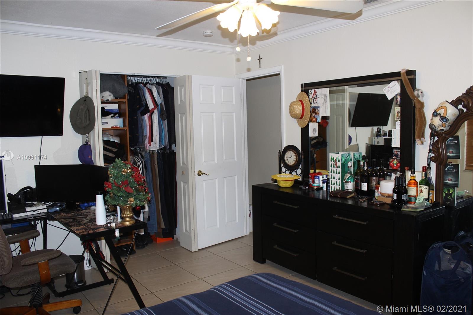 4910 Southwest 164th Terrace Southwest Ranches, FL 33331 - Photo 28 of 62