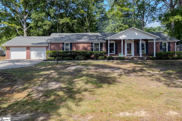 $349,000 | 501 Cunningham Road, Taylors, SC 29687