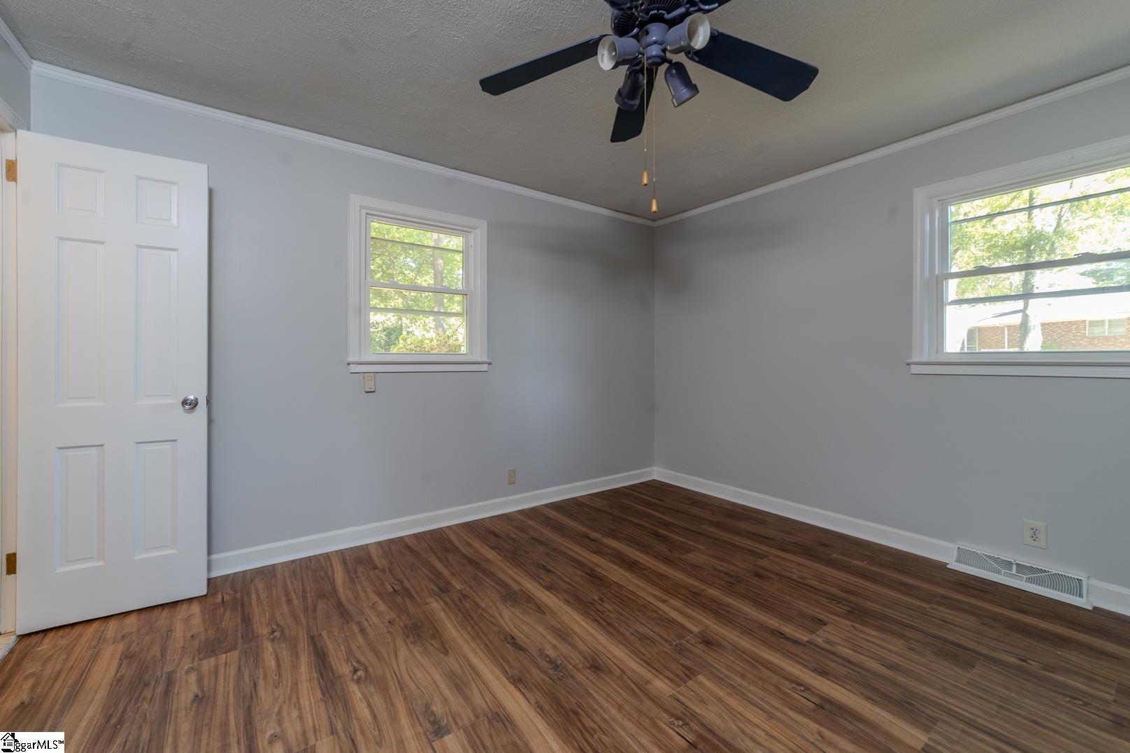 501 Cunningham Road Taylors, SC 29687 - Photo 17 of 37