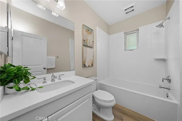 $2,530,000 | 55 Parkdale, Irvine, CA 92620