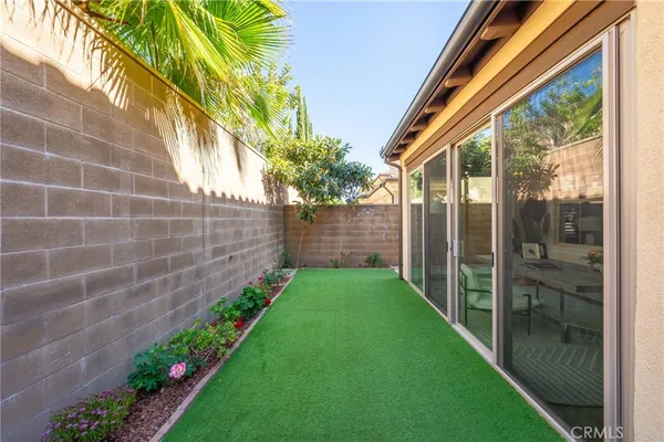 $2,530,000 | 55 Parkdale, Irvine, CA 92620