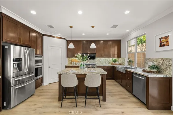 $2,530,000 | 55 Parkdale, Irvine, CA 92620