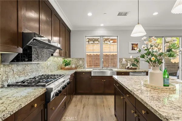 $2,530,000 | 55 Parkdale, Irvine, CA 92620