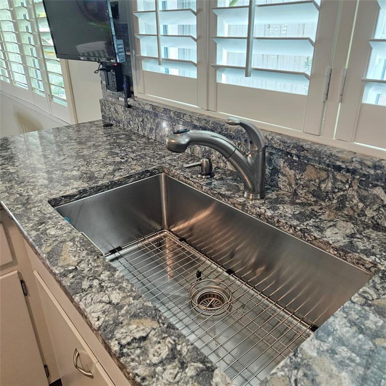 27511 Cleveland Avenue Punta Gorda, FL 33982 - Photo 15 of 50