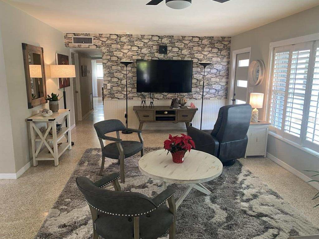 27511 Cleveland Avenue Punta Gorda, FL 33982 - Photo 5 of 50