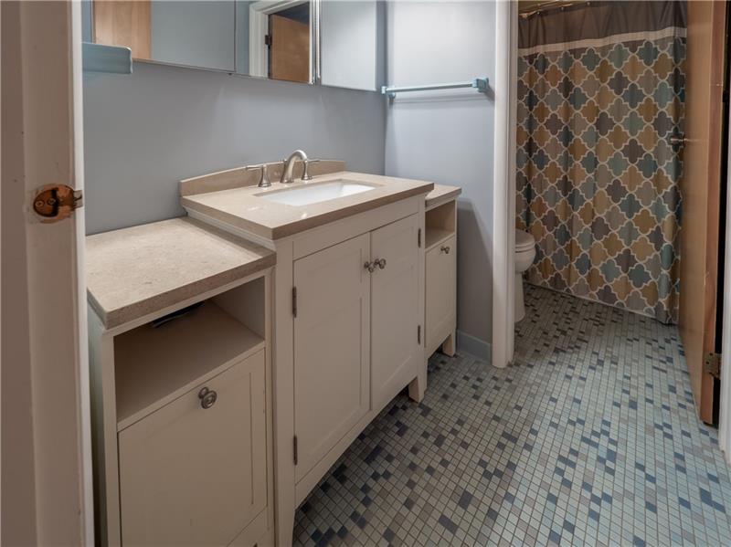 4137 Ewalt Road Gibsonia, PA 15044 - Photo 18 of 25 Charming hall bath with separate water closet.