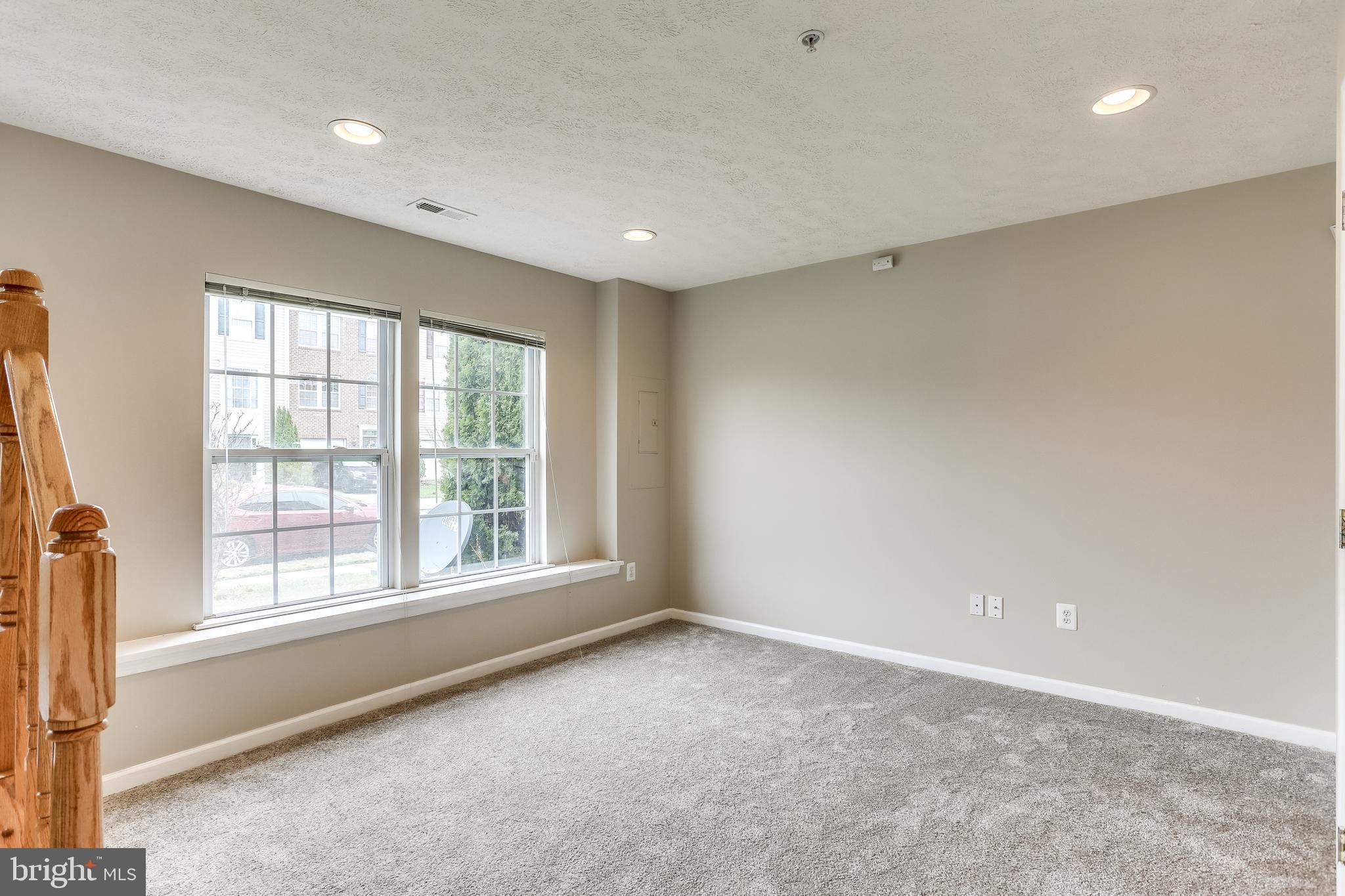 9817 Biggs Road Baltimore, MD 21220 - Photo 6 of 33 Family Room