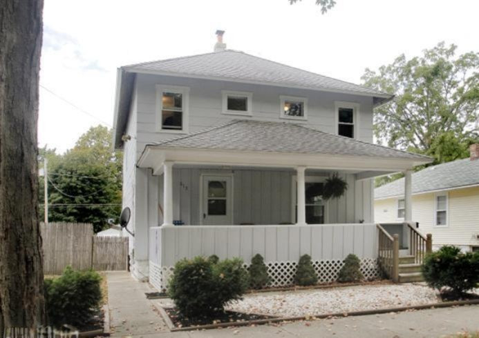 613 South Hooker Avenue Three Rivers, MI 49093 - Photo 1 of 23 Primary Photo