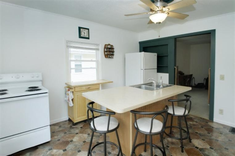 613 South Hooker Avenue Three Rivers, MI 49093 - Photo 9 of 23 Additional Photo