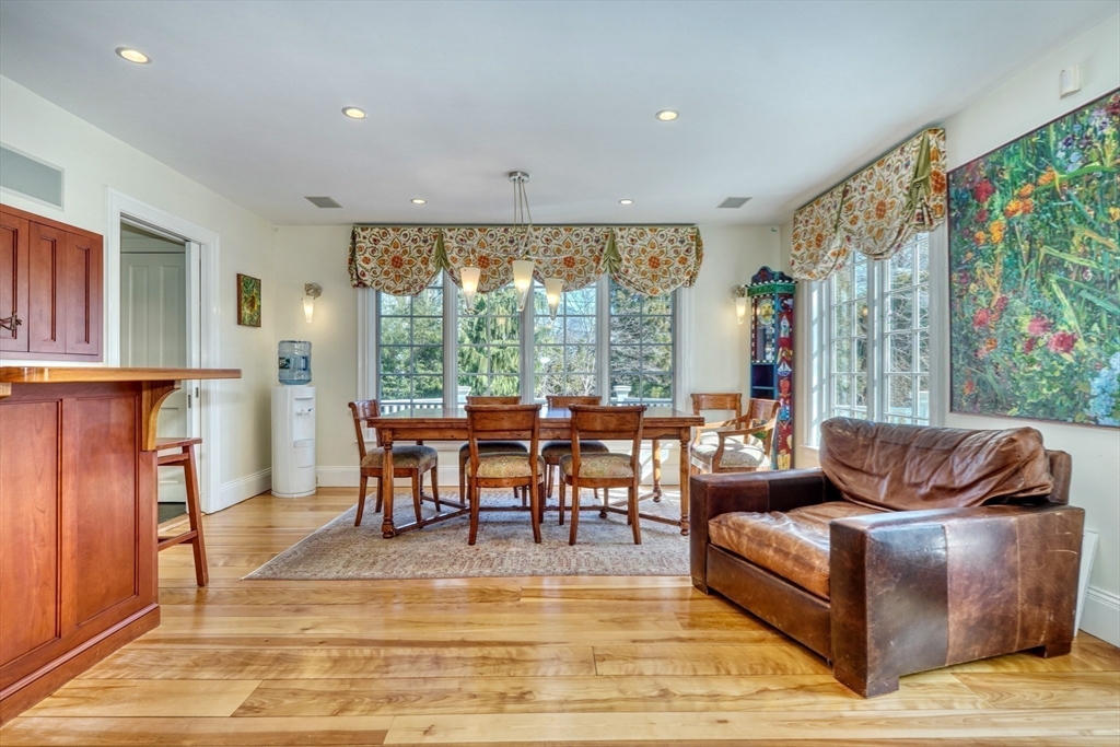 10 Sheffield Road Winchester, MA 01890 - Photo 13 of 41