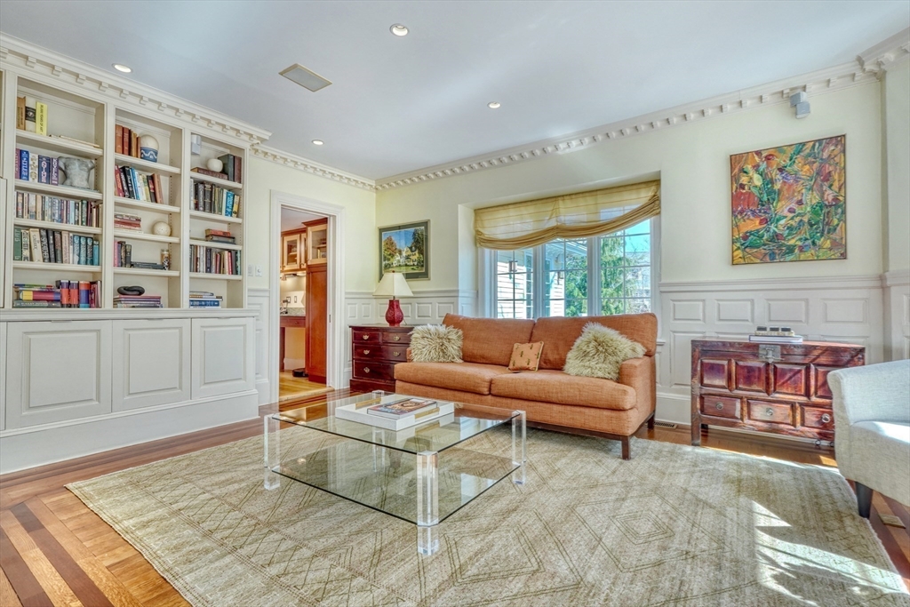 10 Sheffield Road Winchester, MA 01890 - Photo 15 of 41