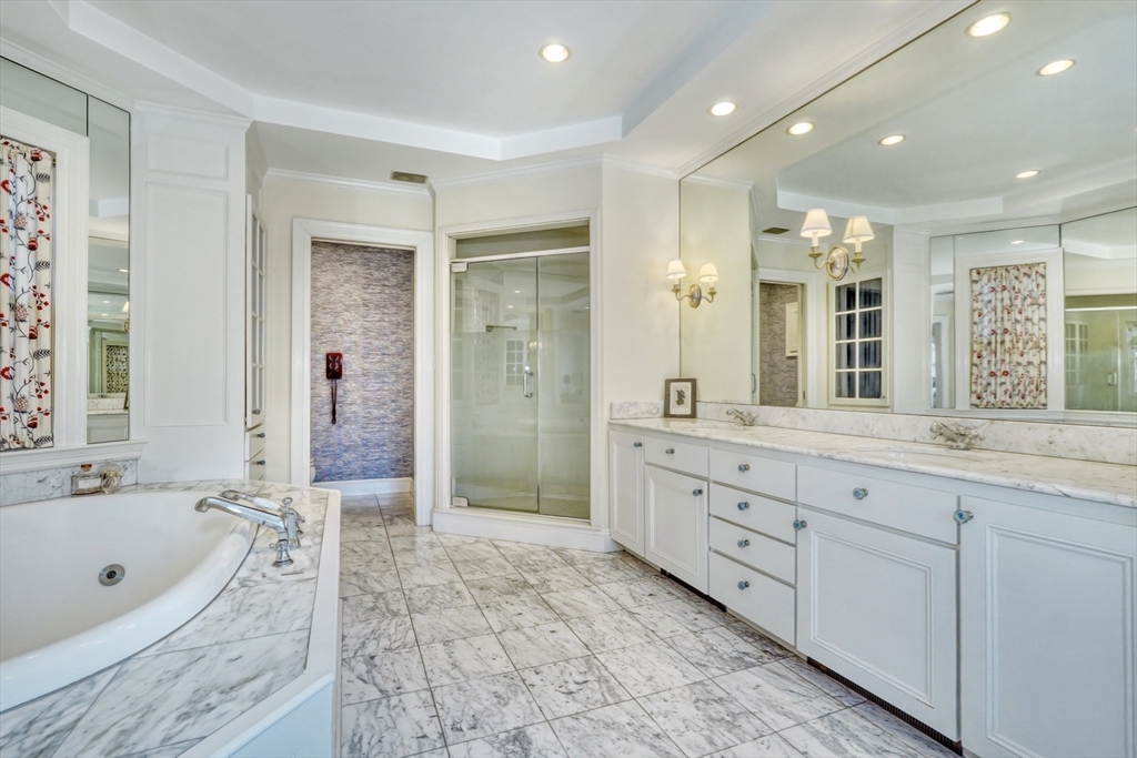 10 Sheffield Road Winchester, MA 01890 - Photo 21 of 41