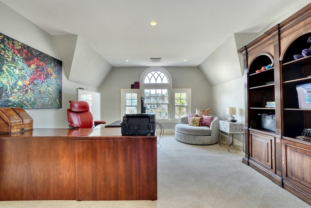 10 Sheffield Road Winchester, MA 01890 - Photo 26 of 41