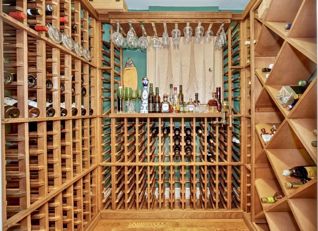 10 Sheffield Road Winchester, MA 01890 - Photo 32 of 41