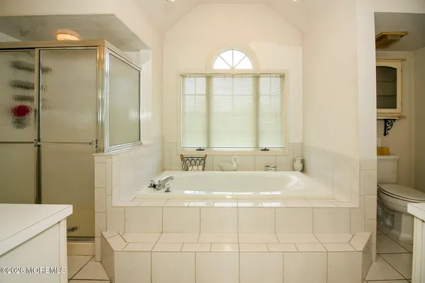 $999,999 | 38 Dansbury Court, Freehold, NJ 07728