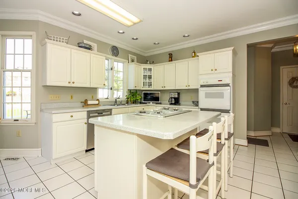 $999,999 | 38 Dansbury Court, Freehold, NJ 07728
