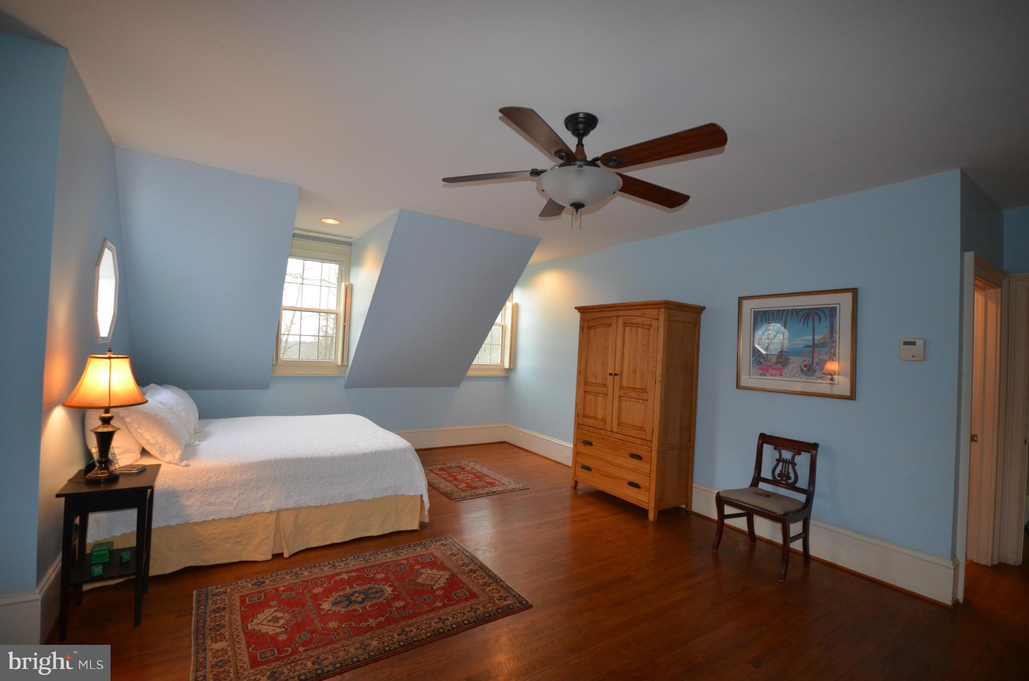 10442 Warland Road Marshall, VA 20115 - Photo 17 of 28 Bedroom (Master)