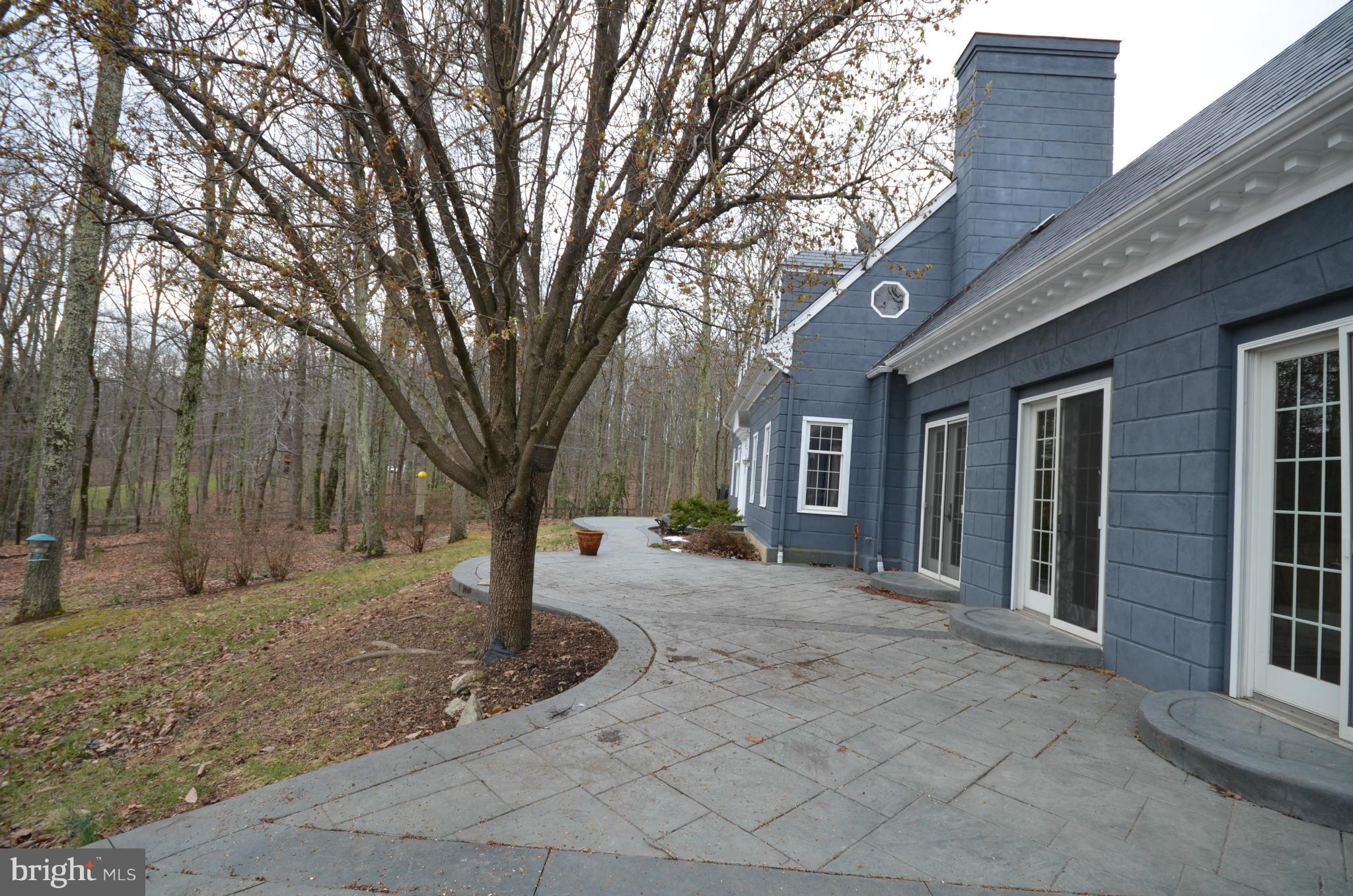 10442 Warland Road Marshall, VA 20115 - Photo 23 of 28 Exterior (Rear)