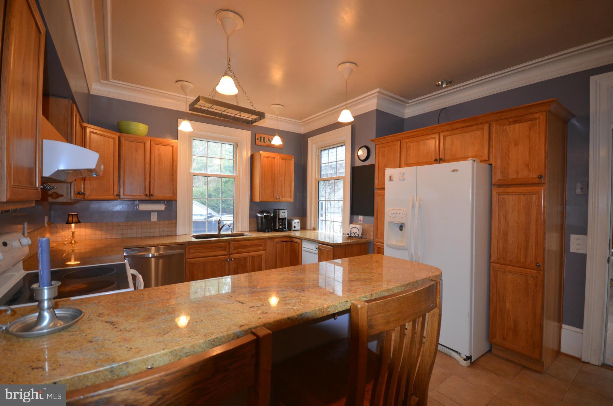 10442 Warland Road Marshall, VA 20115 - Photo 6 of 28 Kitchen