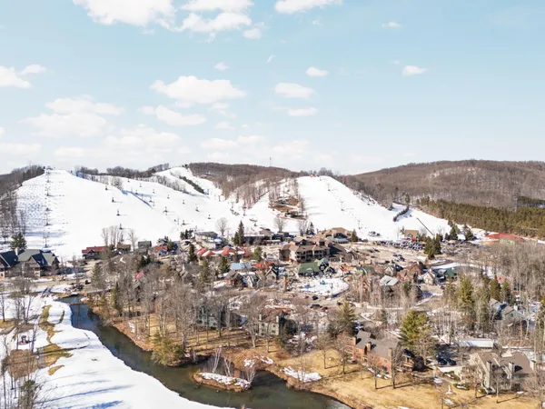 $400,000 | 12435 WinterGreen Drive, Unit 515, Thompsonville, MI 49683