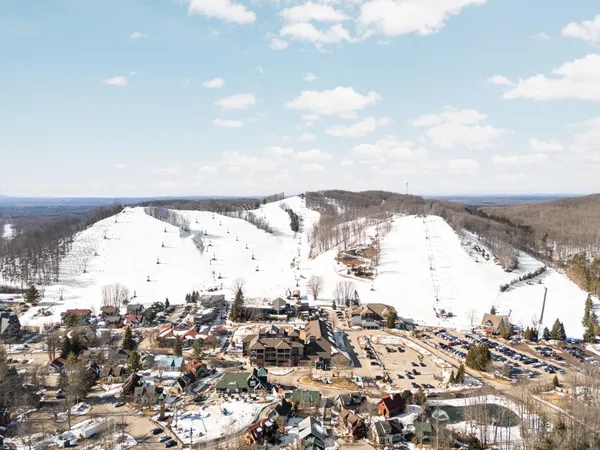 $400,000 | 12435 WinterGreen Drive, Unit 515, Thompsonville, MI 49683