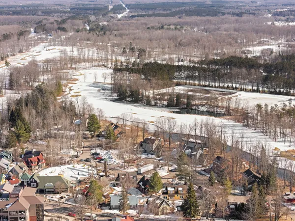 $400,000 | 12435 WinterGreen Drive, Unit 515, Thompsonville, MI 49683