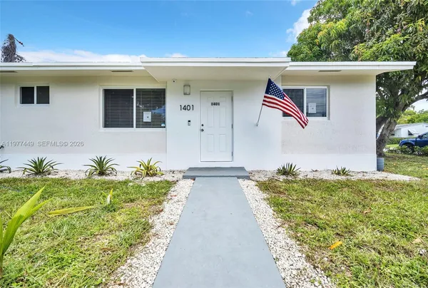 $3,450 | 1401 Northeast 152nd Street, North Miami Beach, FL 33162